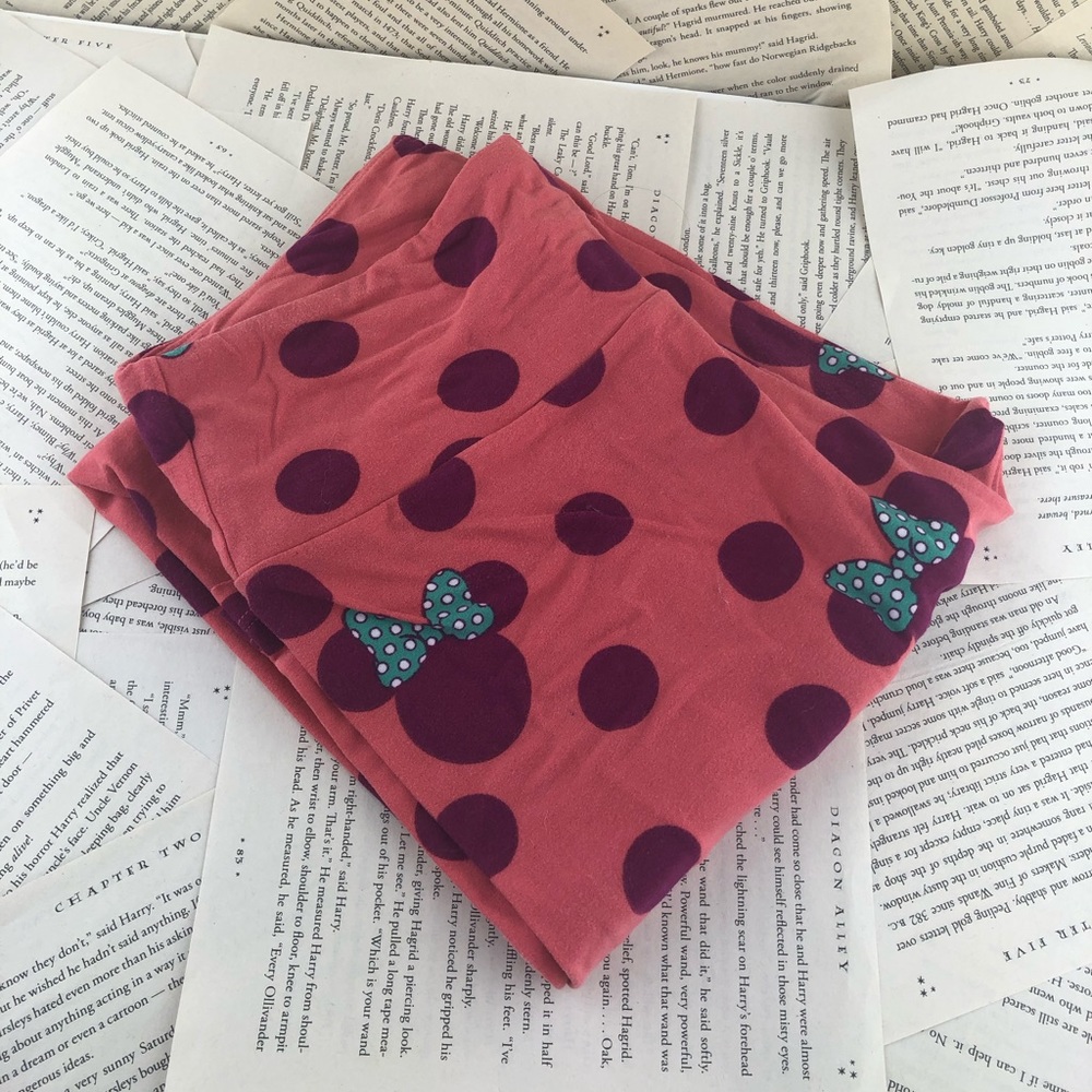 Minnie Mouse polka dot Disney Lularoe Leggings